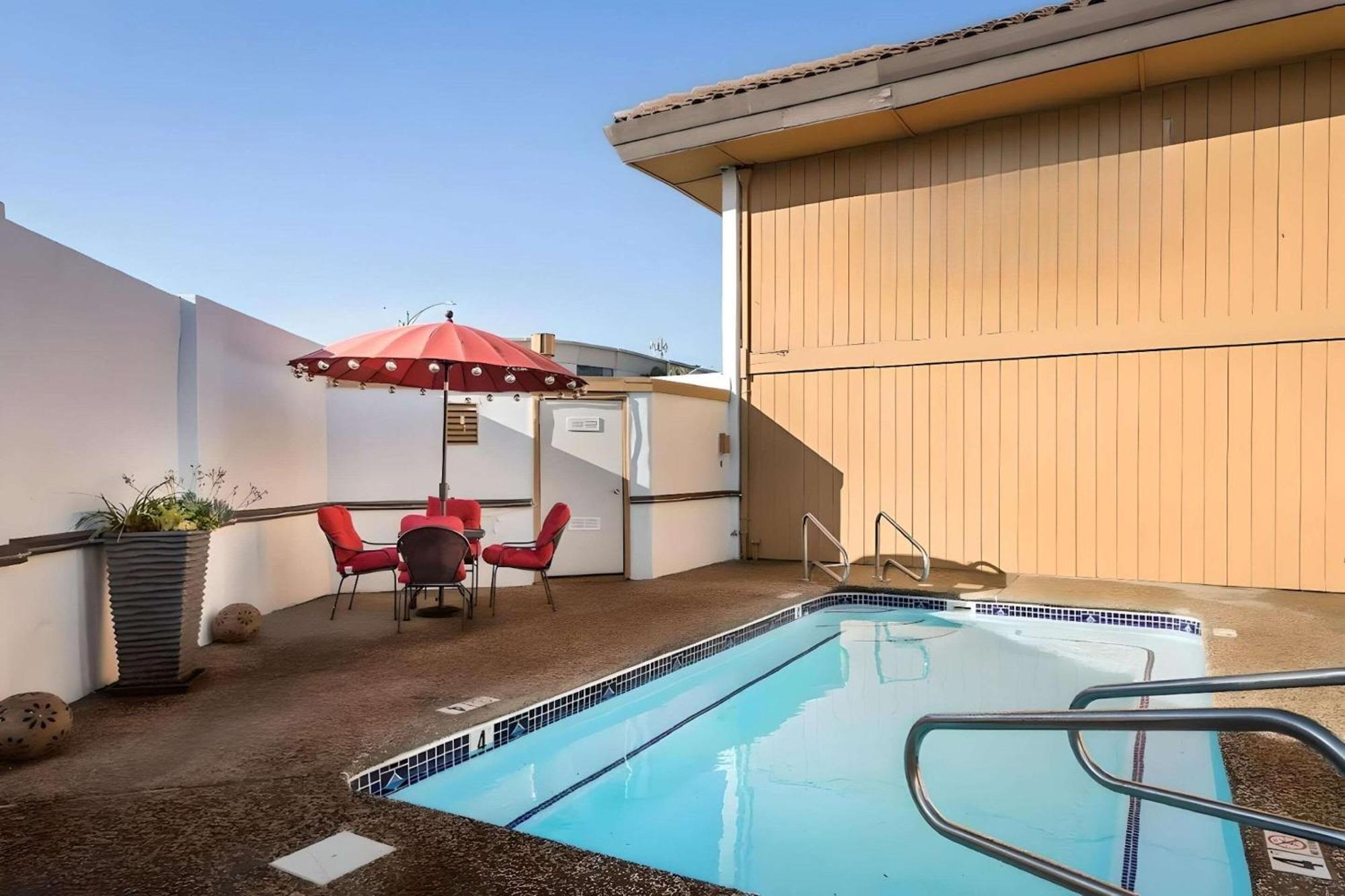 Rodeway Inn San Jose Hwy-101 Tully Rd Exit Exterior foto